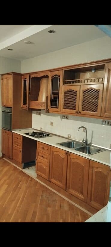 Metbex mebeli satilir. Olcu 3.80 metr . uzerinde moyka aspirator lalafo.az -da Metbex mebeli satilir. Olcu 3.80 metr . uzerinde moyka aspirator