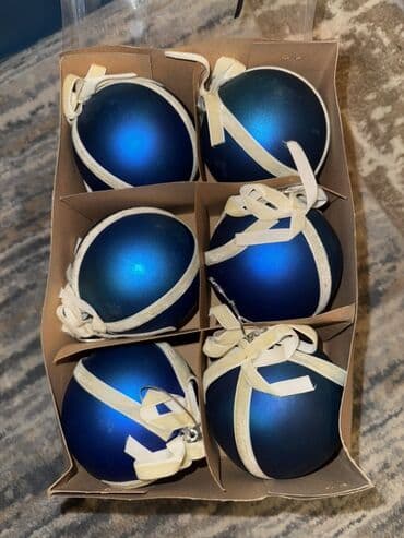 20 manata alinib olcusune gore satilir Mavi Yeni il ağac bəzəkləri lalafo.az -da 20 manata alinib olcusune gore satilir Mavi Yeni il ağac bəzəkləri
