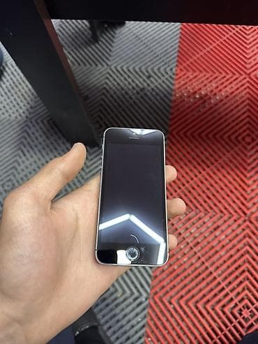 IPhone 5s, 16 GB, Gümüşü lalafo.az -da IPhone 5s, 16 GB, Gümüşü