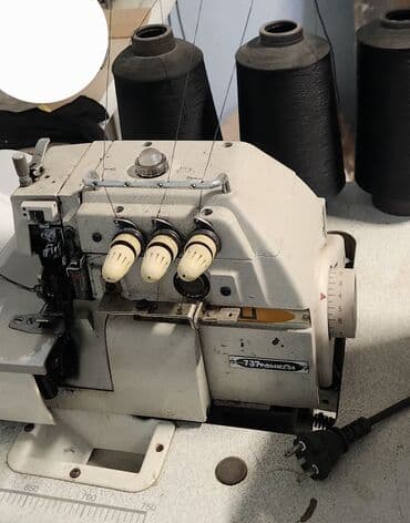 Sənaye overlok tikiş maşını – 3 iplikli Xüsusiyyətlər: - Model: 737N lalafo.az -da Sənaye overlok tikiş maşını – 3 iplikli Xüsusiyyətlər: - Model: 737N