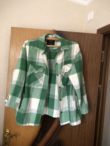 Yoxlama naxışlı üst geyim (şaket) - Rəng: yaşıl–ağ–boz böyük dama lalafo.az -da Yoxlama naxışlı üst geyim (şaket) - Rəng: yaşıl–ağ–boz böyük dama