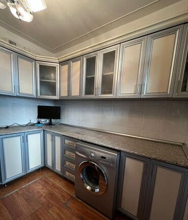 Mətbəx mebeli satılır 200₼. Yaxşı vəziyyətdədir. Ölçü bəlli lalafo.az -da Mətbəx mebeli satılır 200₼. Yaxşı vəziyyətdədir. Ölçü bəlli