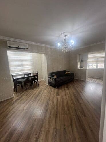 Əhmədlidə Neapol dairəsində, Neapol şadlıq sarayının arxasında 9 lalafo.az -da Əhmədlidə Neapol dairəsində, Neapol şadlıq sarayının arxasında 9