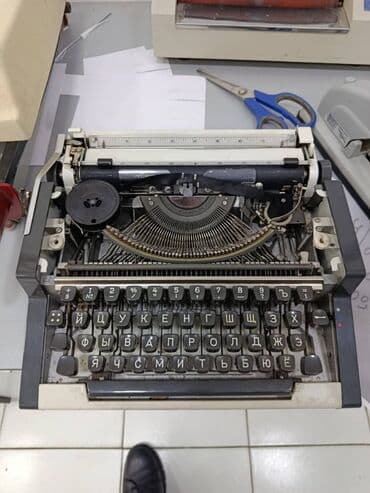 3D ручки: UNIS “tbm de Luxe” mexaniki yazı makinası - Dil/klaviatura: Kiril at lalafo.az — 2 3D ручки: UNIS “tbm de Luxe” mexaniki yazı makinası - Dil/klaviatura: Kiril — 2