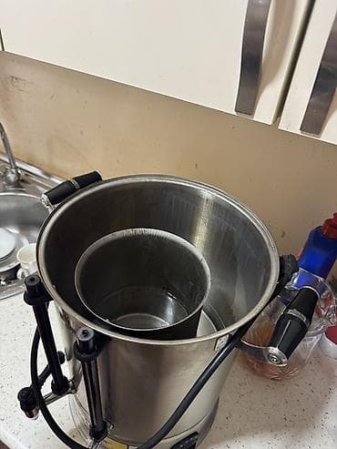 Ürət markalı paslanmayan poladdan elektrikli samovar/çay dəmləyən lalafo.az -da Ürət markalı paslanmayan poladdan elektrikli samovar/çay dəmləyən