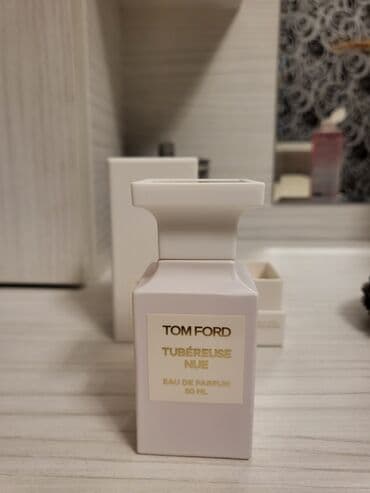 Yenidir. Orijinaldır. Adore dan hədiyyə olaraq alınıb. İstifadə lalafo.az -da Yenidir. Orijinaldır. Adore dan hədiyyə olaraq alınıb. İstifadə