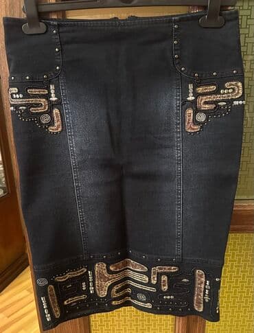 Razmer 40,42ölçüyədə gedir,Türkiyədən alınıb,2 dəfə geyinilib,cins lalafo.az -da Razmer 40,42ölçüyədə gedir,Türkiyədən alınıb,2 dəfə geyinilib,cins