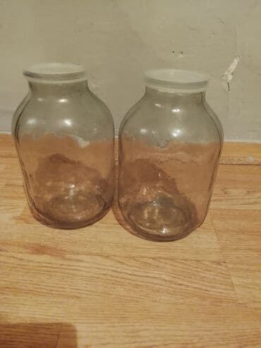 Şüşə bankalar (60. əd) - Həcm: təxminən 3 litr (klassik iri bankalar) lalafo.az -da Şüşə bankalar (60. əd) - Həcm: təxminən 3 litr (klassik iri bankalar)