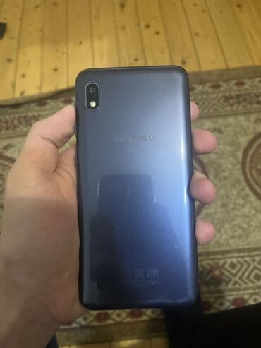 Samsung Galaxy A10, 32 GB, rəng - Mavi, İki sim kartlı lalafo.az -da Samsung Galaxy A10, 32 GB, rəng - Mavi, İki sim kartlı