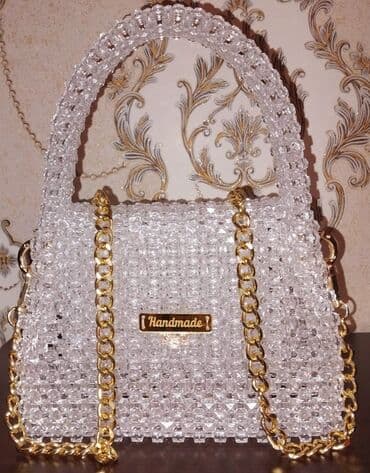 Əl çantası satılır. Muncuq ilə yığılıb. Əl işidir, qiyməti 45 azn lalafo.az -da Əl çantası satılır. Muncuq ilə yığılıb. Əl işidir, qiyməti 45 azn