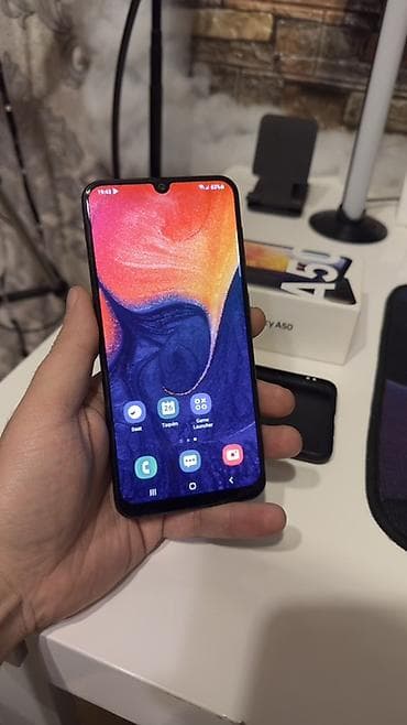 Samsung Galaxy A50, 64 GB, rəng - Qara, Barmaq izi lalafo.az -da Samsung Galaxy A50, 64 GB, rəng - Qara, Barmaq izi
