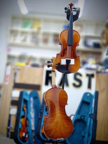 Skripkalar: Skiripka Skiripka "Tayste R80S" 4/1; 4/2; 4/3; 4/4 ölçüdə Rast lalafo.az -da — 3 Skripkalar: Skiripka Skiripka "Tayste R80S" 4/1; 4/2; 4/3; 4/4 ölçüdə Rast — 3