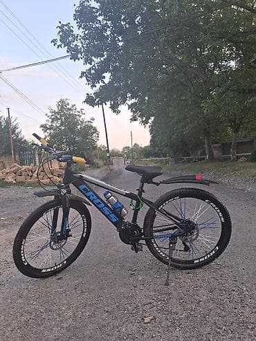 CROSS dağ velosipedi cəmi 1 ay sürülüb çox səliqəli saxlanılıb vuruğu at lalafo.az CROSS dağ velosipedi cəmi 1 ay sürülüb çox səliqəli saxlanılıb vuruğu