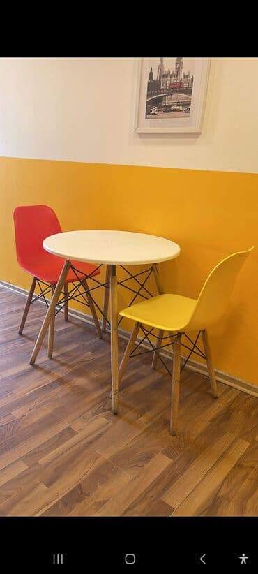 Mətbəx üçün, İşlənmiş, Açılmayan, Yumru masa, 2 stul lalafo.az -da Mətbəx üçün, İşlənmiş, Açılmayan, Yumru masa, 2 stul