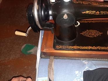 Mexaniki tikiş maşını – əl fırlatma qolu ilə - Korpus: klassik qara lalafo.az -da Mexaniki tikiş maşını – əl fırlatma qolu ilə - Korpus: klassik qara