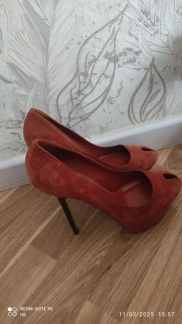 Tuflilər, Ölçü: 40, İşlənmiş lalafo.az -da Tuflilər, Ölçü: 40, İşlənmiş