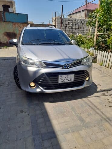 Toyota Corolla: 1.5 l | 2015 il Universal lalafo.az -da Toyota Corolla: 1.5 l | 2015 il Universal