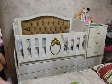 Oğlan və qız üçün, İşlənmiş, Dördbucaq, Beşik, Dəstsiz, Matras ilə, Yellənmə mexanizmsiz lalafo.az -da Oğlan və qız üçün, İşlənmiş, Dördbucaq, Beşik, Dəstsiz, Matras ilə, Yellənmə mexanizmsiz