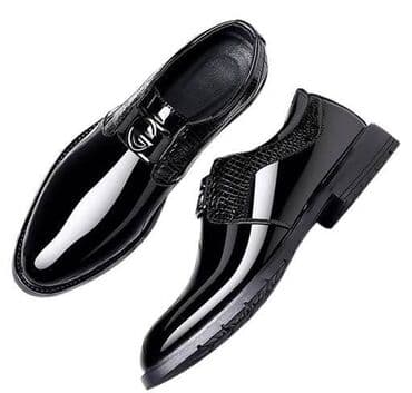 Kişilər üçün laklı ayaqqabılar. Kişilər üçün dəbli parlaq klassik lalafo.az -da Kişilər üçün laklı ayaqqabılar. Kişilər üçün dəbli parlaq klassik