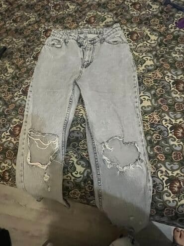 Boz rəngli, yüngül yuma effektli cins şalvar. - Stil lalafo.az -da Boz rəngli, yüngül yuma effektli cins şalvar. - Stil