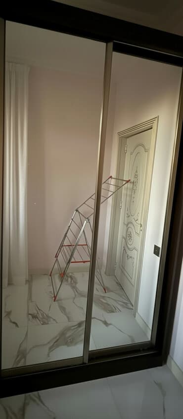 İşlənmiş, Kupe, 2 qapılı Düz dolab, Qarderob, paltar dolabı lalafo.az -da İşlənmiş, Kupe, 2 qapılı Düz dolab, Qarderob, paltar dolabı