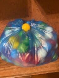 Top 335 eded. Təzədir. Yer olmadigi ucun satilir. 20 man. Unvan lalafo.az -da Top 335 eded. Təzədir. Yer olmadigi ucun satilir. 20 man. Unvan