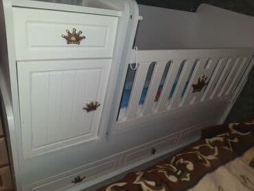 Oğlan və qız üçün, İşlənmiş, Dördbucaq, Beşik, Dəstsiz, Matras ilə, Yellənmə mexanizmsiz lalafo.az -da Oğlan və qız üçün, İşlənmiş, Dördbucaq, Beşik, Dəstsiz, Matras ilə, Yellənmə mexanizmsiz