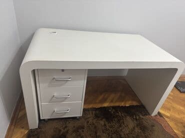 İşçi üçün, Dördbucaq masa lalafo.az -da İşçi üçün, Dördbucaq masa