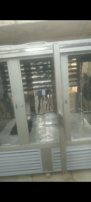 Et vitrin soyuducu tecili satilir hec bir problemi yoxdu az isdifade lalafo.az -da Et vitrin soyuducu tecili satilir hec bir problemi yoxdu az isdifade