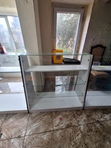 Polkali skaf satilir sokulu veziyyetdedi suse polkalari var. suse at lalafo.az — 6 Polkali skaf satilir sokulu veziyyetdedi suse polkalari var. suse — 6