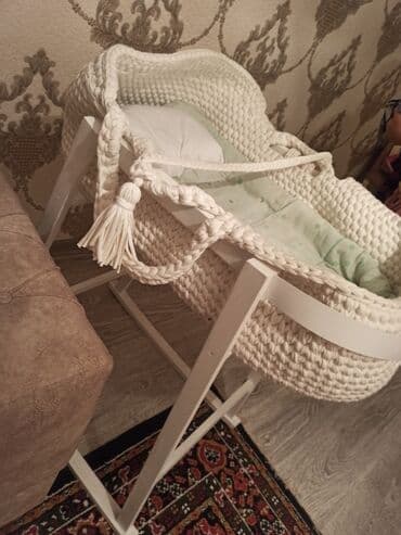 Oğlan və qız üçün, Yeni, Beşik lalafo.az -da Oğlan və qız üçün, Yeni, Beşik