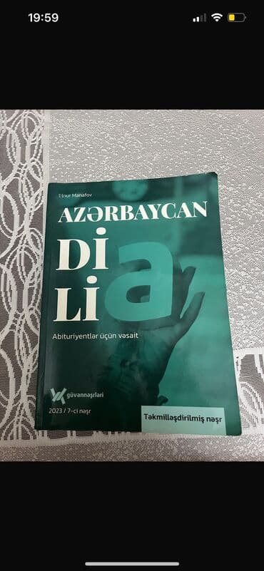 Kitab satilir tep tezedir 4 azn lalafo.az -da Kitab satilir tep tezedir 4 azn