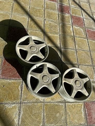 Avtomobil yüngül lehimli disklər – 3 ədəd - Material: alüminium lalafo.az -da Avtomobil yüngül lehimli disklər – 3 ədəd - Material: alüminium