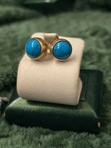 Sırğa, Gümüş, Ünvandan götürmə lalafo.az -da Sırğa, Gümüş, Ünvandan götürmə