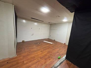 Salam. 200 kv. Otaglardan ibaret,arxasında ambarda mövcuddur. Obyekt lalafo.az -da Salam. 200 kv. Otaglardan ibaret,arxasında ambarda mövcuddur. Obyekt