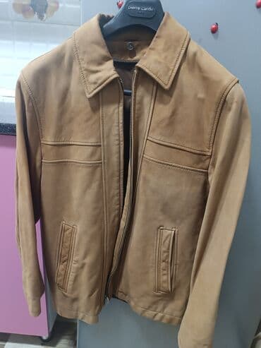 Kişi ucun kurtka. razmer Xl. temiz nabukdi lalafo.az -da Kişi ucun kurtka. razmer Xl. temiz nabukdi