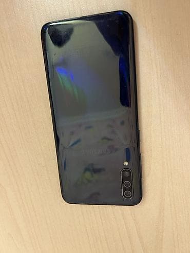 Samsung Galaxy A50, 64 GB, rəng - Qara, Düyməli, Sensor, İki sim kartlı lalafo.az -da — 1 Samsung Galaxy A50, 64 GB, rəng - Qara, Düyməli, Sensor, İki sim kartlı — 1