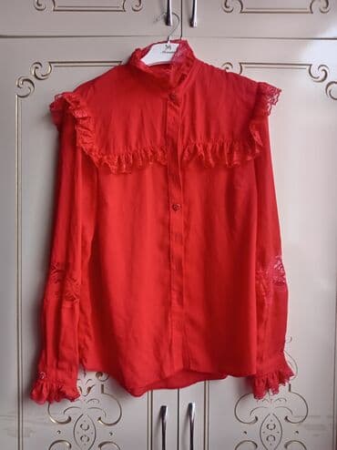 Qirmizi saruska 38razmer deffektsiz 5m lalafo.az -da Qirmizi saruska 38razmer deffektsiz 5m