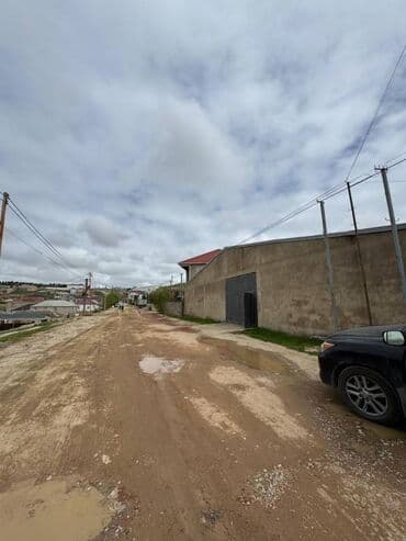 Digah qəsəbəsində yolun kənarında 800 kv.m. anbar icarəyə verilir. Su lalafo.az -da Digah qəsəbəsində yolun kənarında 800 kv.m. anbar icarəyə verilir. Su