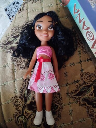 Новаямузыкальная кукла Моана. В своей коробке. примерно 30см . в lalafo.az -da Новаямузыкальная кукла Моана. В своей коробке. примерно 30см . в