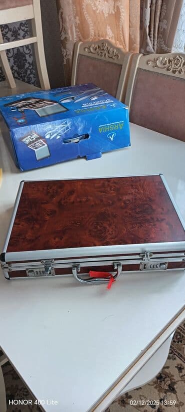 Arshia marka mətbəx bıçaqları dəsti – çamadan qutuda Satilir real lalafo.az -da Arshia marka mətbəx bıçaqları dəsti – çamadan qutuda Satilir real