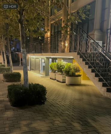 Nəsimi r. Nəsimi bazarın yanında .Azadlıq rezidensin binasında . İki lalafo.az -da Nəsimi r. Nəsimi bazarın yanında .Azadlıq rezidensin binasında . İki