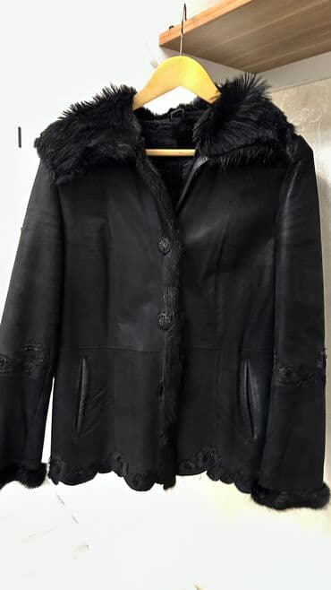 Kürk, L, rəng - Qara lalafo.az -da Kürk, L, rəng - Qara