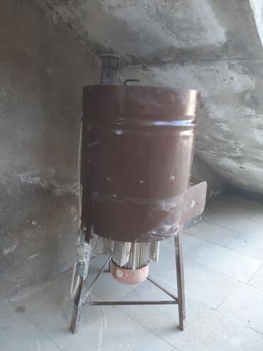 Потолок: Ferma sahibləri üçün ot yem üyütməyə aparat əla vəziyyətdədir.tam at lalafo.az — 2 Потолок: Ferma sahibləri üçün ot yem üyütməyə aparat əla vəziyyətdədir.tam — 2