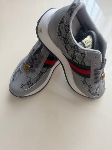 Gucci, Ölçü: 39, rəng - Boz, Yeni lalafo.az -da Gucci, Ölçü: 39, rəng - Boz, Yeni