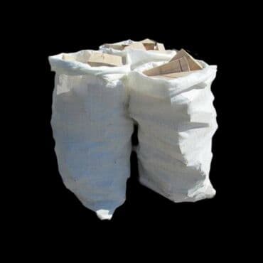 Дрова.Дуб. Quru odun çipləri/şalban qırıntıları (ağ torbalarda) lalafo.az -da Дрова.Дуб. Quru odun çipləri/şalban qırıntıları (ağ torbalarda)