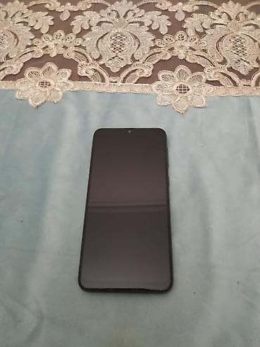 Samsung Galaxy A01 Core, 2 ГБ, цвет - Черный, Две SIM карты at lalafo.az Samsung Galaxy A01 Core, 2 ГБ, цвет - Черный, Две SIM карты