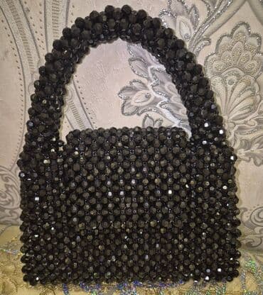 Əl işi çanta. Yenidir. Öz qiyməti 55 manat Qiymət: 35 manat Ünvan lalafo.az -da Əl işi çanta. Yenidir. Öz qiyməti 55 manat Qiymət: 35 manat Ünvan