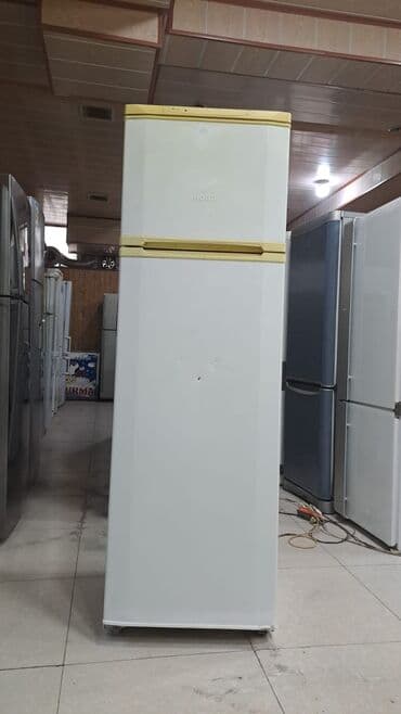 2 qapılı Beko Soyuducu Satılır, rəng - Ağ, Təkərli lalafo.az -da 2 qapılı Beko Soyuducu Satılır, rəng - Ağ, Təkərli