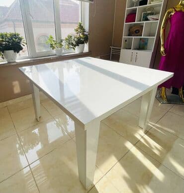 İşlənmiş, Konfrans zalı üçün, Dördbucaq masa lalafo.az -da İşlənmiş, Konfrans zalı üçün, Dördbucaq masa